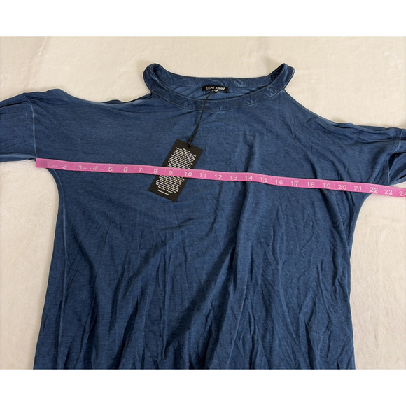 NWT Dear John Cold Shoulder Long Sleeve Top Large in Navy Blue Distressed Color - Picture 9 of 15